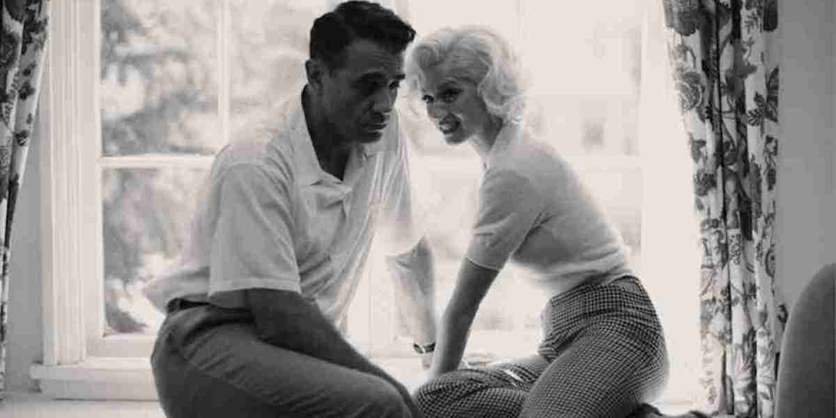 Marilyn Monroe's Life in 'Blonde' - A Deep Dive